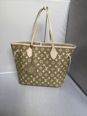 LOUIS VUITTON Empreinte monogram Spring In The City Neverfull J julnicloset